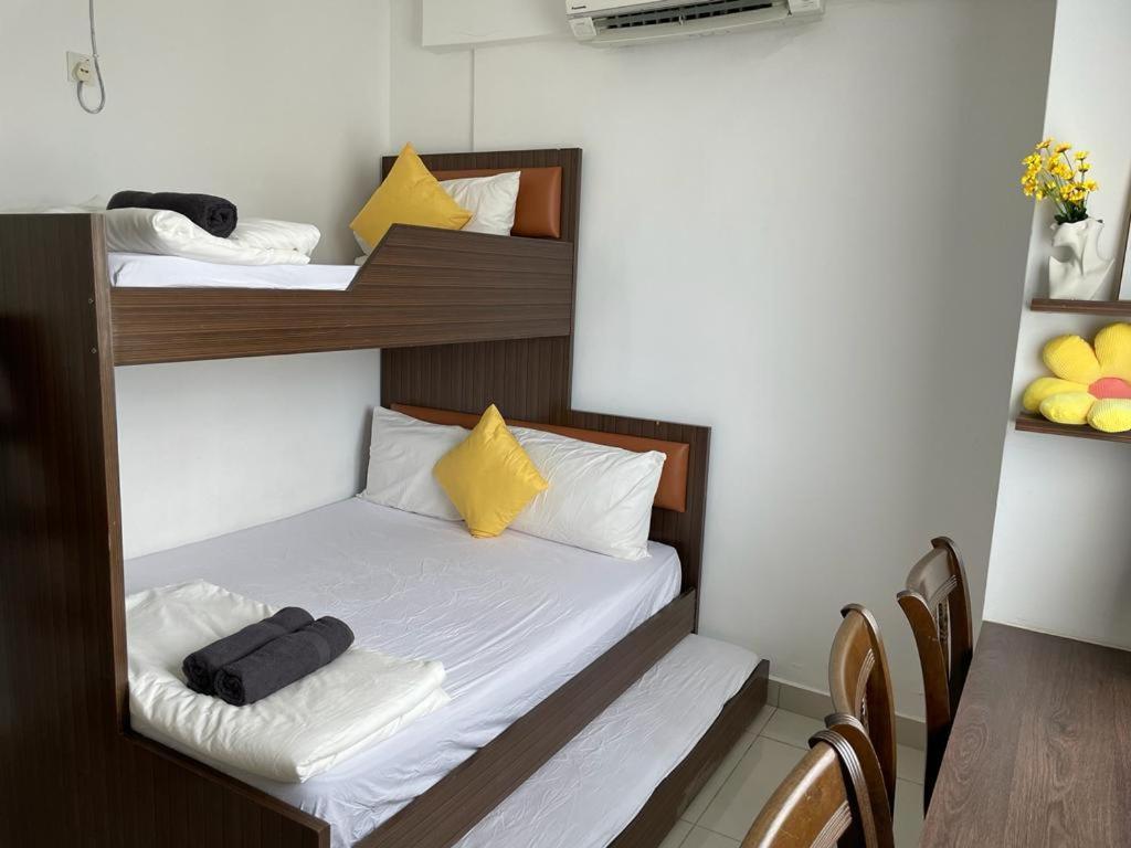 Family Suites At Mansion One By Maj جورج تاون المظهر الخارجي الصورة