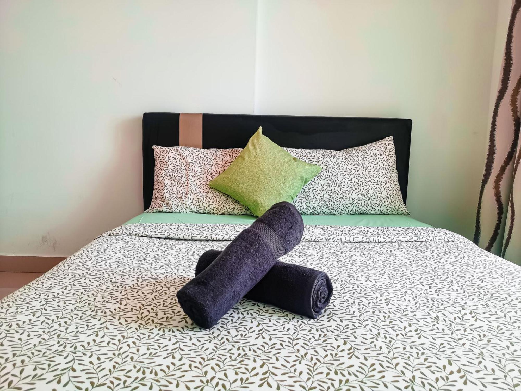 Family Suites At Mansion One By Maj جورج تاون المظهر الخارجي الصورة