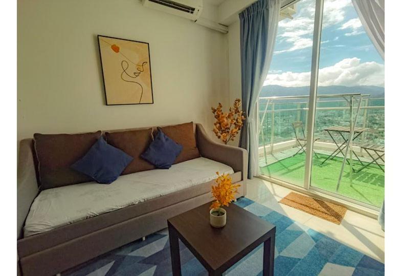 Family Suites At Mansion One By Maj جورج تاون المظهر الخارجي الصورة